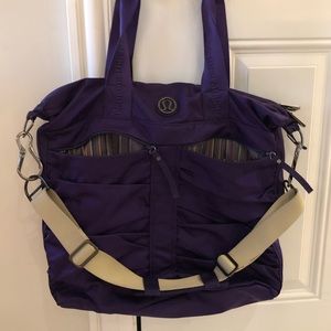 Lululemon bag